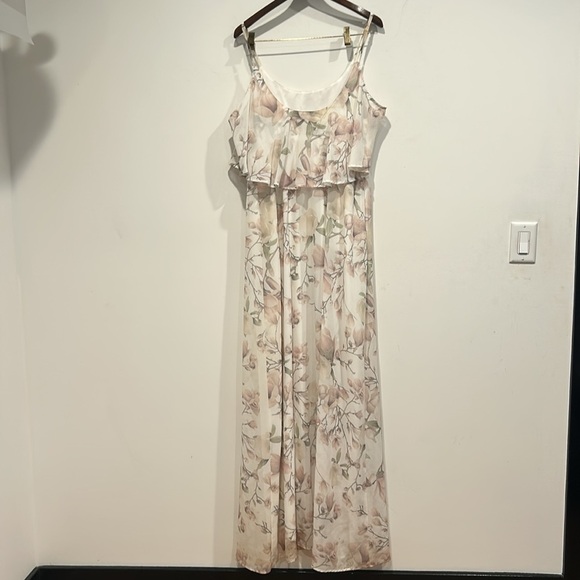 Show me your mumu Katelyn Cheon Floral Maxi gown with Ruffle Detail women’s XL - Picture 8 of 8